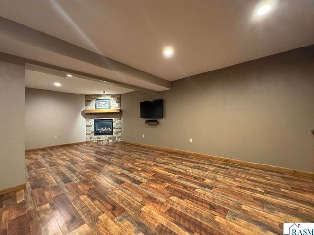 57396 181 Lane, Mankato, MN 56001