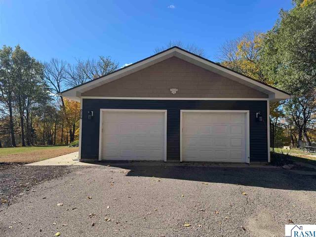 57396 181 Lane, Mankato, MN 56001