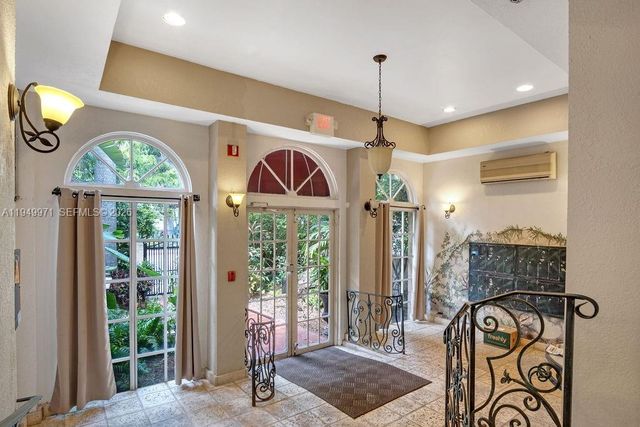 747 Michigan Ave 201, Miami Beach, FL 33139