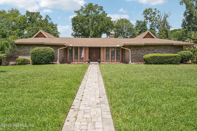 366 PERTHSHIRE Drive, Orange Park, FL 32073