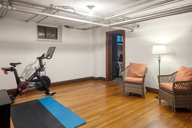 12 Yale St, Winchester, MA 01890