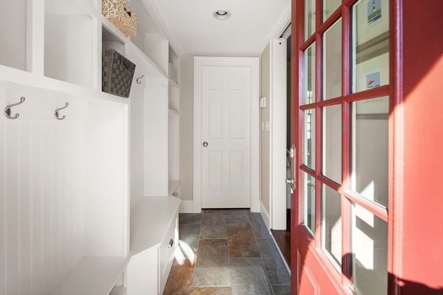 12 Yale St, Winchester, MA 01890