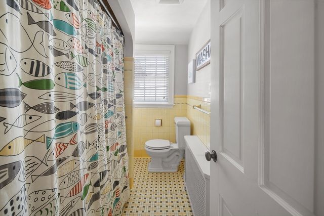 12 Yale St, Winchester, MA 01890