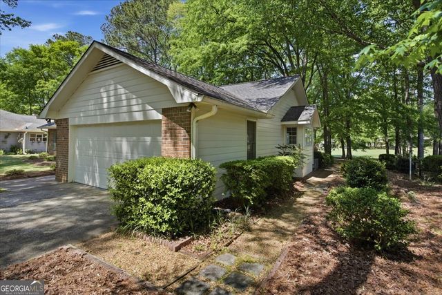 124 Crofts Corner, Peachtree City, GA 30269