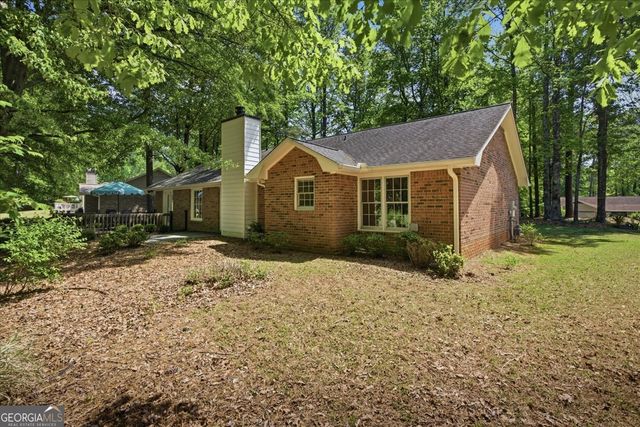 124 Crofts Corner, Peachtree City, GA 30269