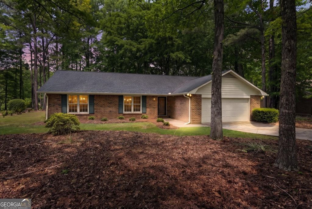 124 Crofts Corner, Peachtree City, GA 30269