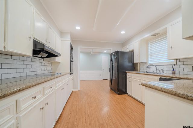 507 Sheffield Dr, Longview, TX 75605
