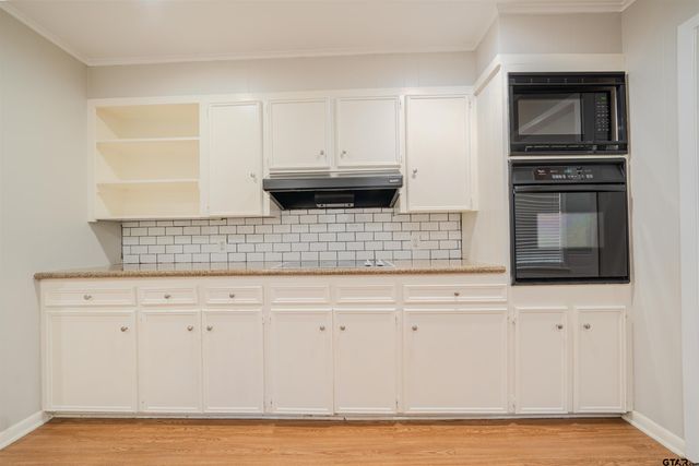 507 Sheffield Dr, Longview, TX 75605