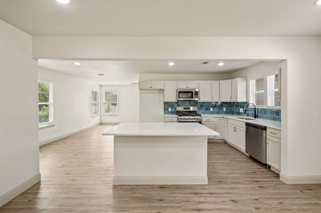 5008 Nadine Drive, Haltom City, TX 76117