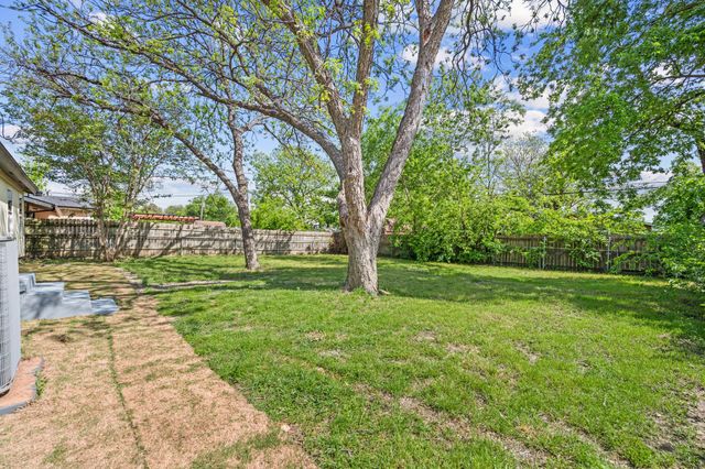 5008 Nadine Drive, Haltom City, TX 76117