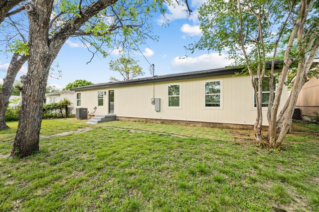 5008 Nadine Drive, Haltom City, TX 76117