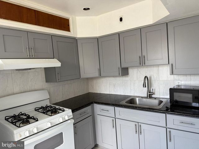 6324 LEONARD ST, Philadelphia, PA 19149