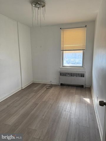 6324 LEONARD ST, Philadelphia, PA 19149