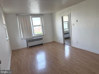 6324 LEONARD ST, Philadelphia, PA 19149