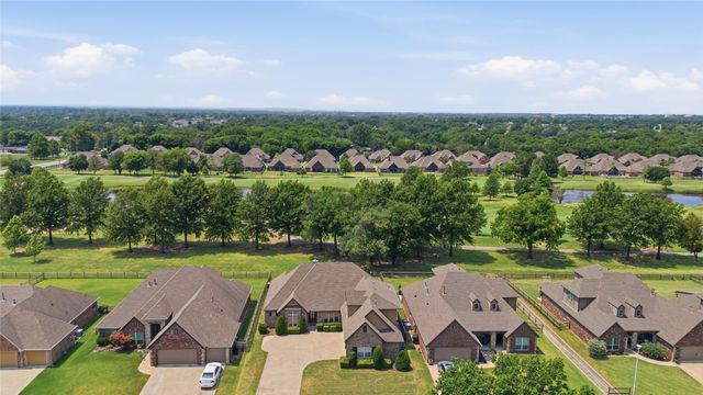 7626 N 144th Avenue E, Owasso, OK 74055