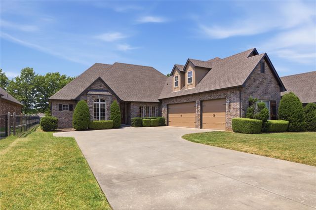 7626 N 144th Avenue E, Owasso, OK 74055