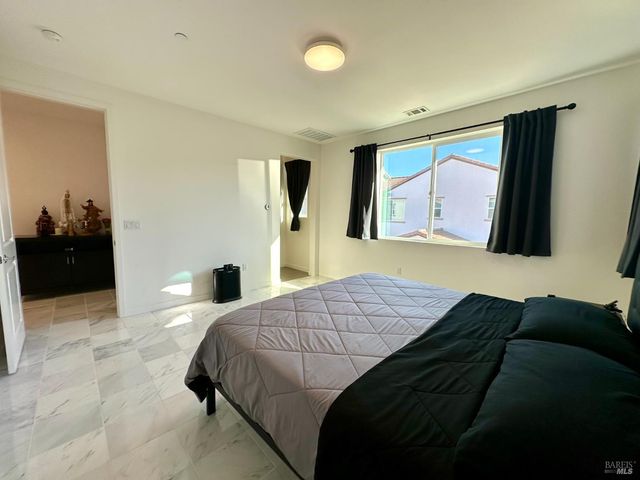 1401 Jamboree Dr, Fairfield, CA 94533