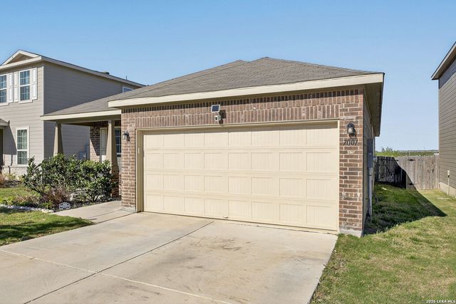 7001 Lions Park, San Antonio, TX 78252