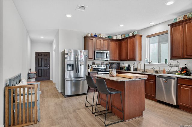 7001 Lions Park, San Antonio, TX 78252