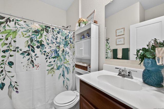 7001 Lions Park, San Antonio, TX 78252