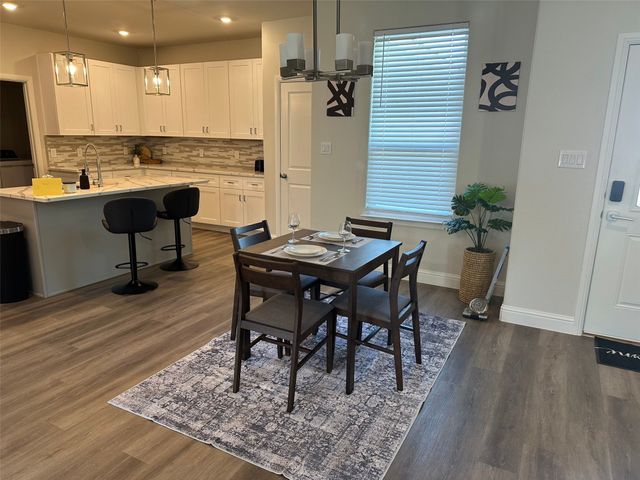 2414 Forest Hill Lane, Granbury, TX 76048