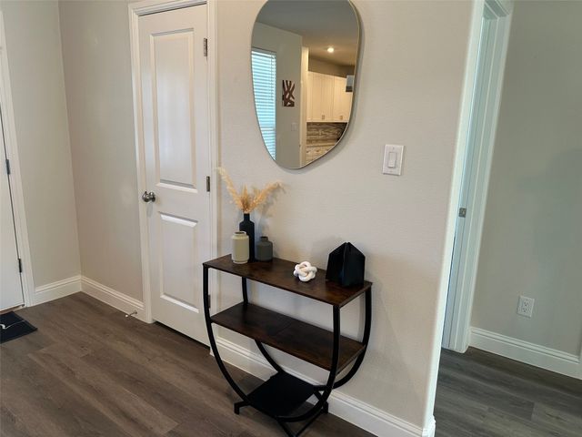 2414 Forest Hill Lane, Granbury, TX 76048