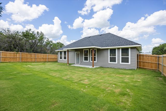 2414 Forest Hill Lane, Granbury, TX 76048