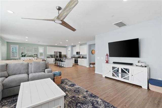 34381 Yellow Sage Court, Murrieta, CA 92563