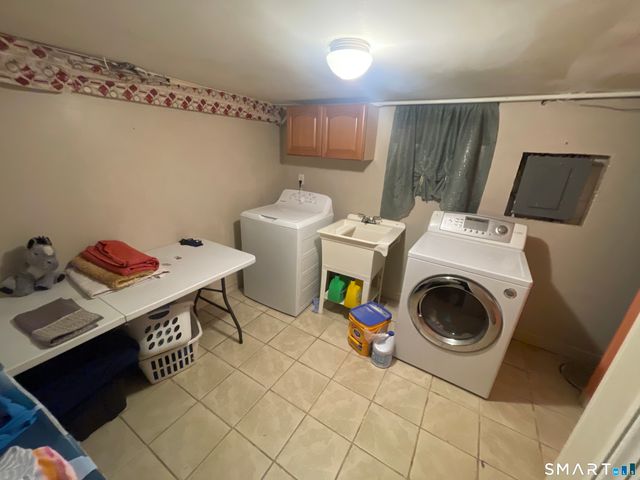 52 Bennett Avenue, Waterbury, CT 06708