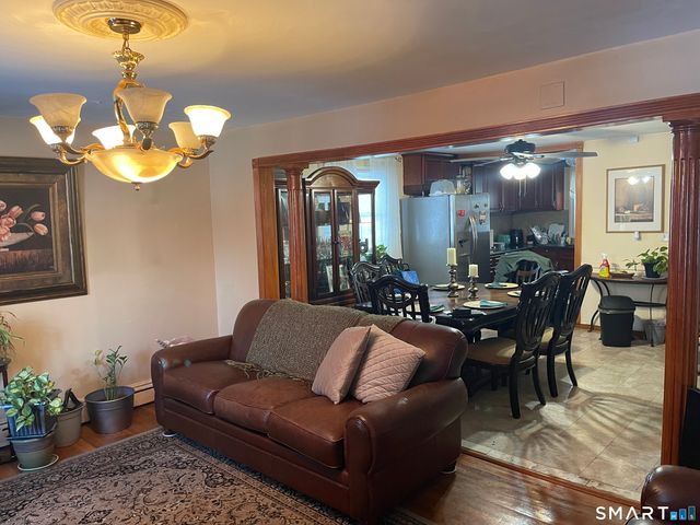 52 Bennett Avenue, Waterbury, CT 06708