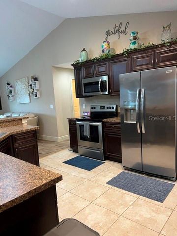 4 MALAUKA RADIAL PASS, Ocklawaha, FL 32179