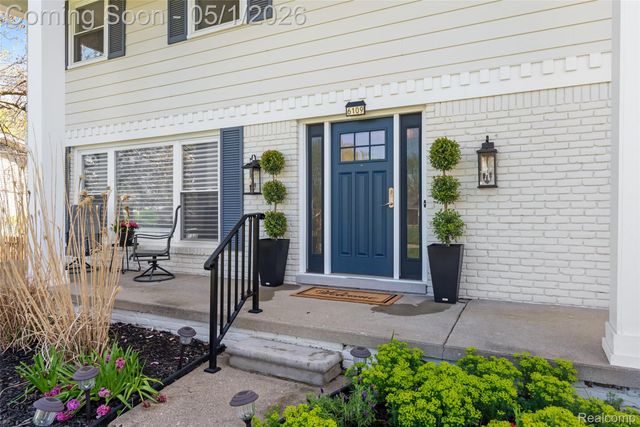 6109 Pebbleshire Drive, Grand Blanc Charter Township, MI 48439