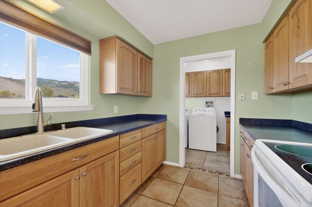 12125 Emperor Drive NE, Albuquerque, NM 87123