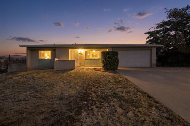 12125 Emperor Drive NE, Albuquerque, NM 87123