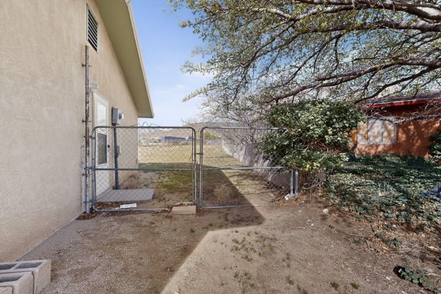 12125 Emperor Drive NE, Albuquerque, NM 87123