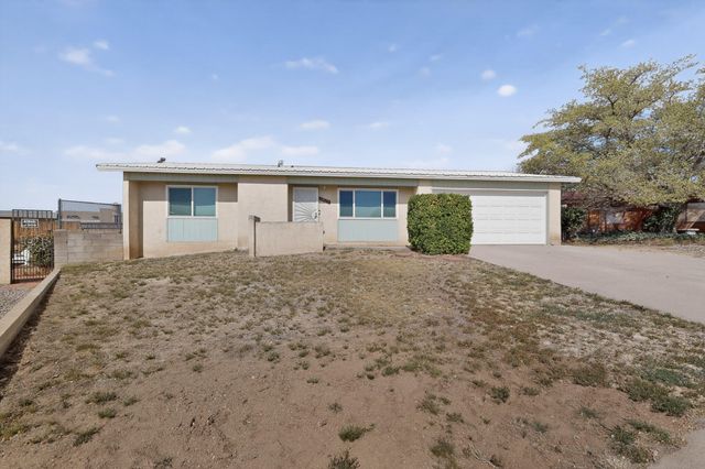 12125 Emperor Drive NE, Albuquerque, NM 87123