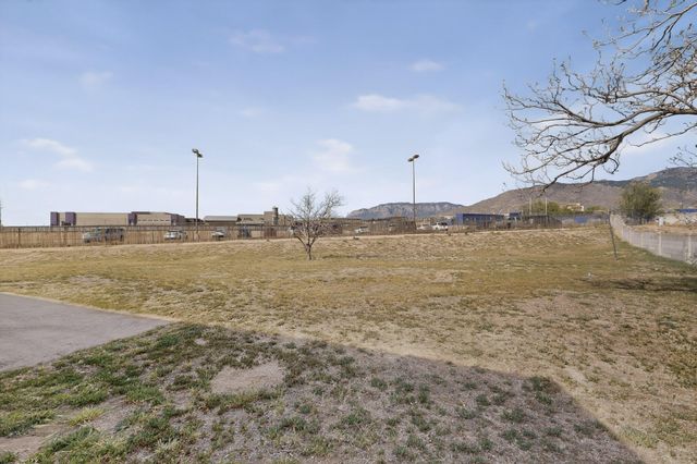 12125 Emperor Drive NE, Albuquerque, NM 87123