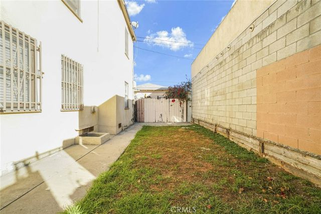 1922 Locust, Long Beach, CA 90806