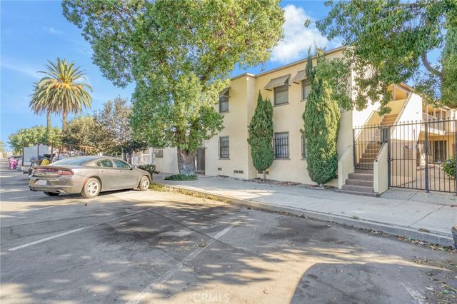 1922 Locust, Long Beach, CA 90806