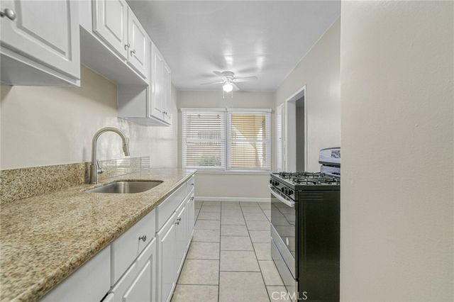 1922 Locust, Long Beach, CA 90806
