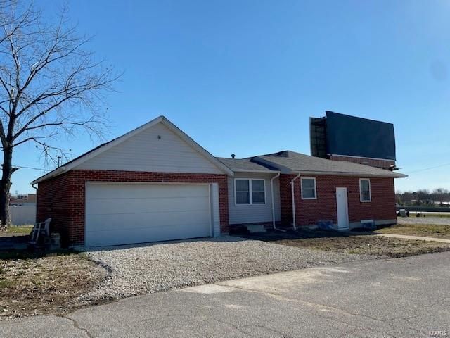 333 warren Avenue, Wright City, MO 63390