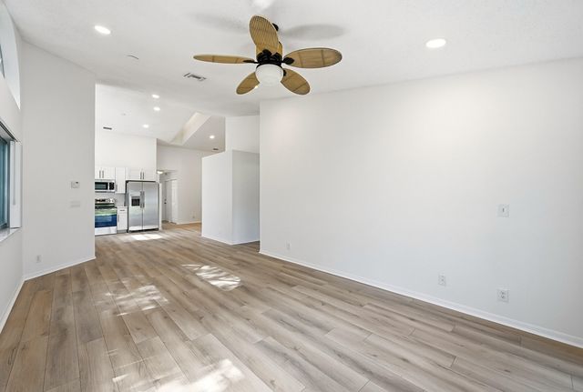 7618 S Pinewalk Dr S S 132, Margate, FL 33063