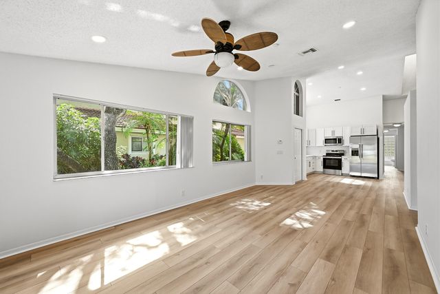 7618 S Pinewalk Dr S S 132, Margate, FL 33063