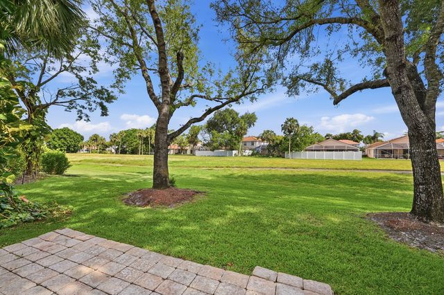 7618 S Pinewalk Dr S S 132, Margate, FL 33063