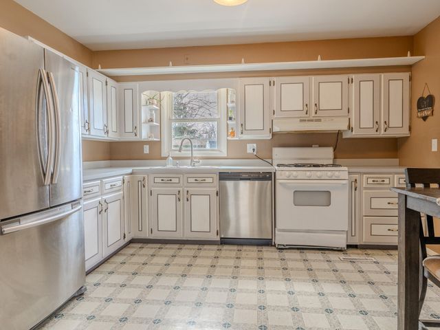 5679 Colleen Avenue, Muskegon, MI 49442