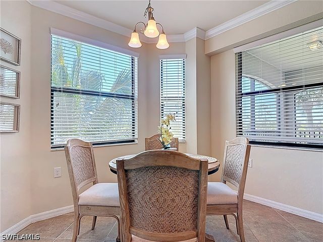 9830 Giaveno CIR 1637, Naples, FL 34113