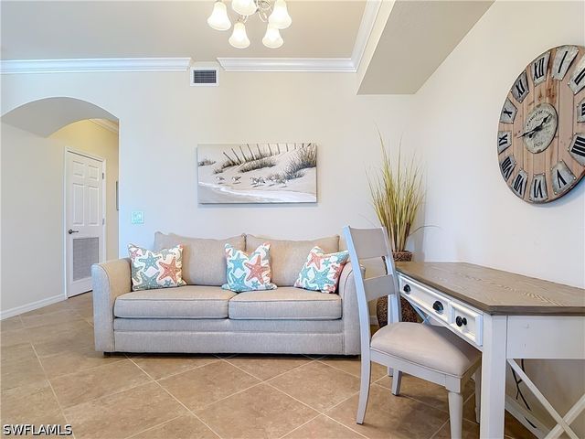 9830 Giaveno CIR 1637, Naples, FL 34113