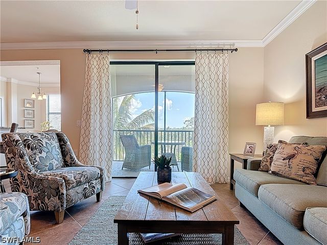 9830 Giaveno CIR 1637, Naples, FL 34113