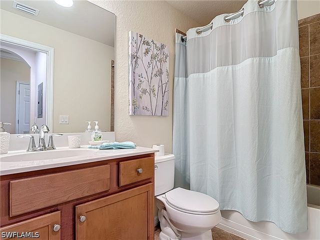 9830 Giaveno CIR 1637, Naples, FL 34113