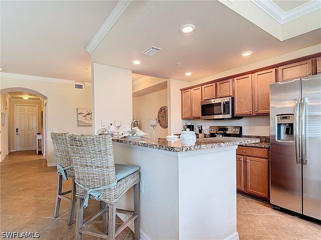 9830 Giaveno CIR 1637, Naples, FL 34113